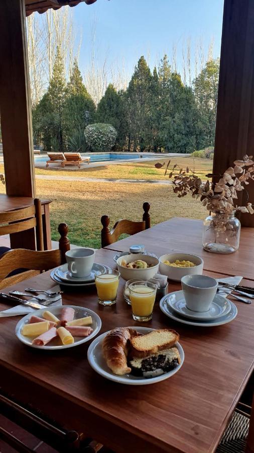 La Bignonia Posada Chacras de Coria Bagian luar foto